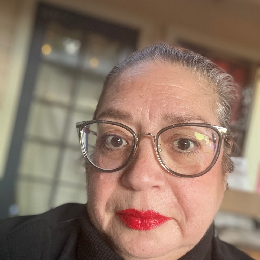 Meet your Posher, Beatrice